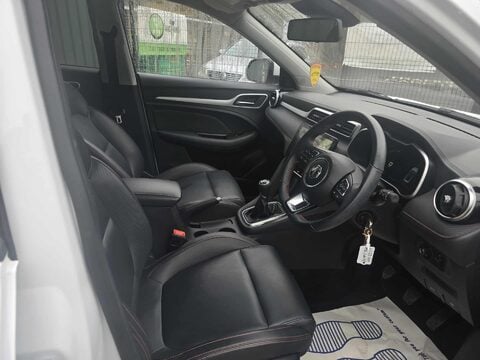 MG ZS EXCLUSIVE VTI-TECH 11