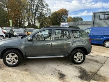 Dacia Duster LAUREATE DCI 4WD 2