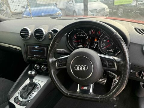 Audi TT TFSI S LINE BLACK EDITION 4