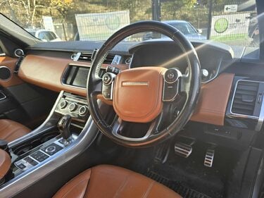 Land Rover Range Rover Sport SDV6 HSE DYNAMIC 4