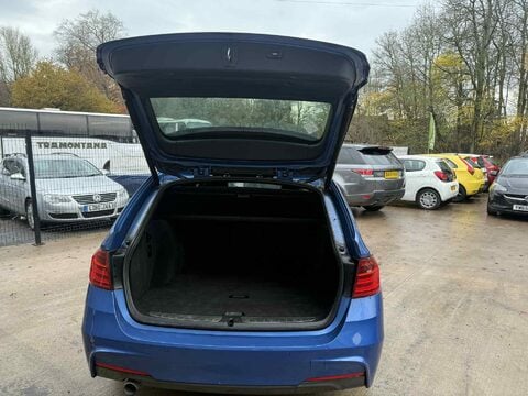 BMW 3 Series 318D M SPORT TOURING 7