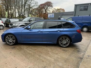 BMW 3 Series 318D M SPORT TOURING 1