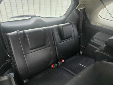 Mitsubishi Outlander DI-D 4 4