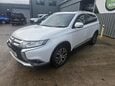 Mitsubishi Outlander DI-D 4 13