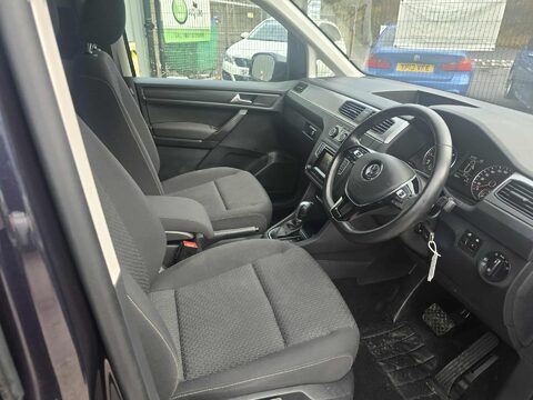 Volkswagen Caddy C20 LIFE TDI 9