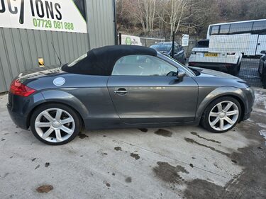Audi TT TFSI CONVERTIBLE AUTO 4