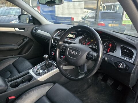 Audi A4 AVANT TDI QUATTRO SE TECHNIK 7