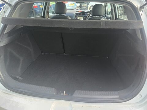 Kia Ceed CRDI 4 ECODYNAMICS 7