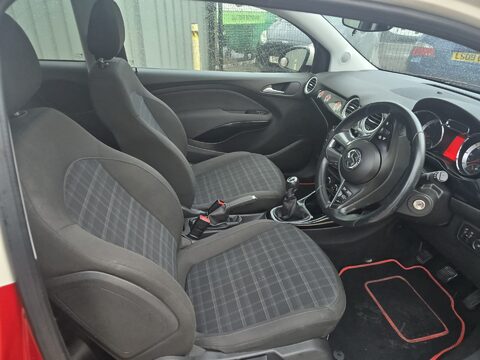 Vauxhall Adam GLAM 8