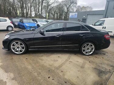 Mercedes-Benz E Class E250 CDI BLUEEFFICIENCY SPORT 4