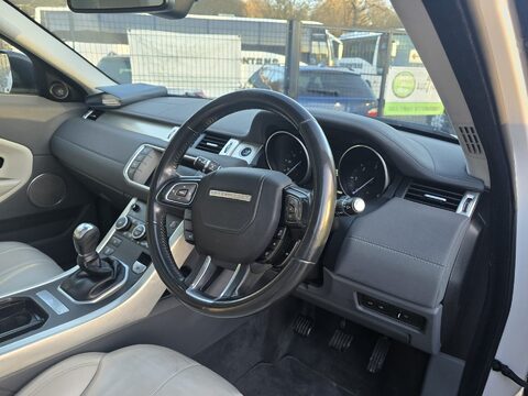 Land Rover Range Rover Evoque ED4 SE TECH 12