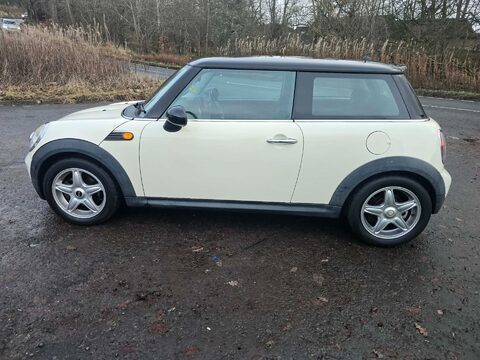 Mini Hatch COOPER 3