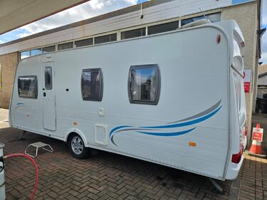 Lunar Stellar FREELANDER 4 BERTH 4