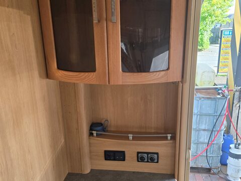 Lunar Stellar FREELANDER 4 BERTH 7