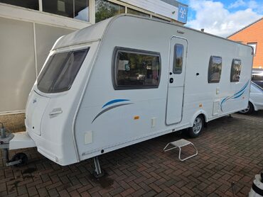 Lunar Stellar FREELANDER 4 BERTH