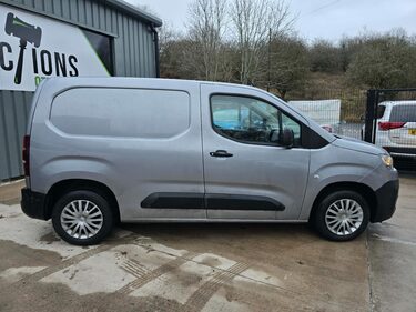Citroen Berlingo 650 ENTERPRISE M BLUEHDI 1