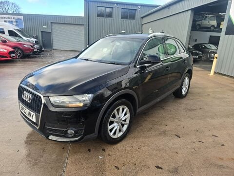 Audi Q3 TDI SE 10
