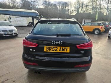 Audi Q3 TDI SE 2