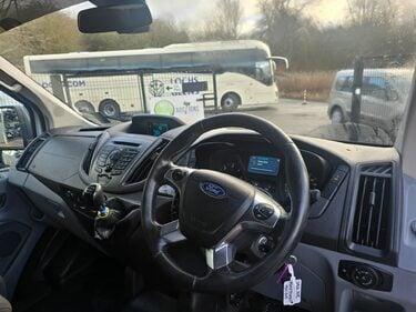 Ford Transit 460 H/R BUS 18 STR 3