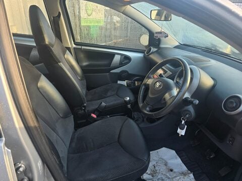 Toyota Aygo VVT-I ICE 9