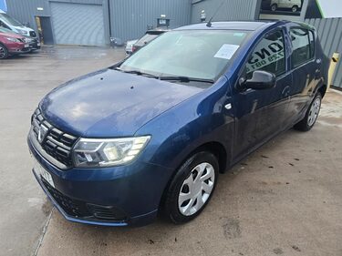 Dacia Sandero AMBIANCE SCE 3