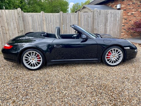 Porsche 911 3.8 997 Carrera 4S Cabriolet AWD 2dr 3