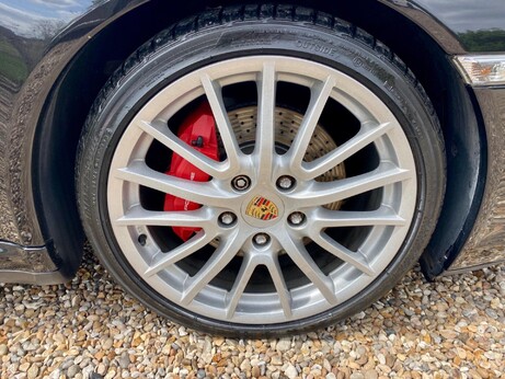 Porsche 911 3.8 997 Carrera 4S Cabriolet AWD 2dr 23