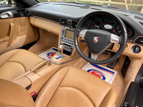 Porsche 911 3.6 997 Carrera 4 Tiptronic S AWD 2dr 9