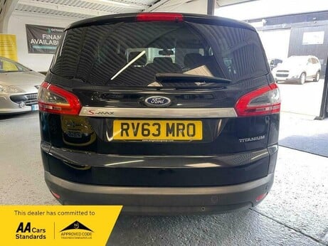 Ford S-Max 2.0 TDCi Titanium Powershift Euro 5 5dr 3