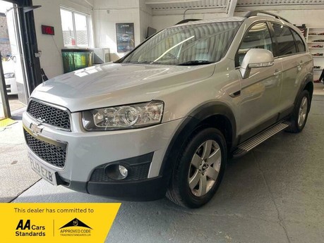 Chevrolet Captiva 2.2 VCDi LT Auto 4WD Euro 5 5dr (7 Seats) 3