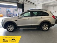 Chevrolet Captiva 2.2 VCDi LT Auto 4WD Euro 5 5dr (7 Seats) 6