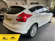 Ford Focus 1.6 TDCi Zetec Euro 5 (s/s) 5dr 6