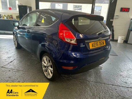 Ford Fiesta 1.0T EcoBoost Titanium Euro 5 (s/s) 3dr 8