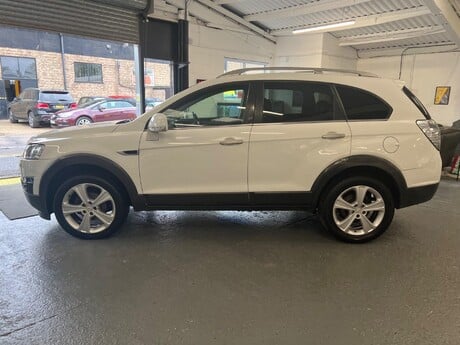 Chevrolet Captiva 2.2 VCDi LTZ Auto 4WD Euro 5 5dr (7 Seats) 4