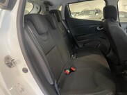 Renault Clio 0.9 TCe Play Euro 6 (s/s) 5dr 12