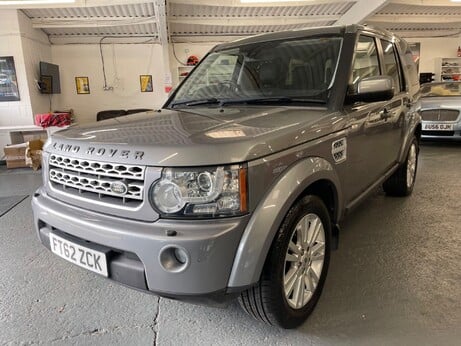 Land Rover Discovery 3.0 SD V6 XS Auto 4WD Euro 5 5dr 9