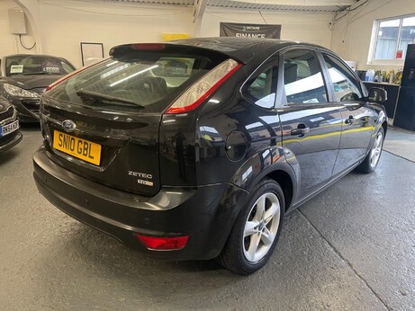 Ford Focus 1.6 TDCi DPF Zetec 5dr 1