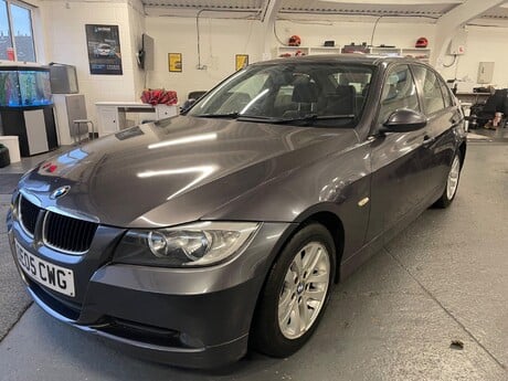 BMW 3 Series 2.0 320d SE Auto Euro 4 4dr 19