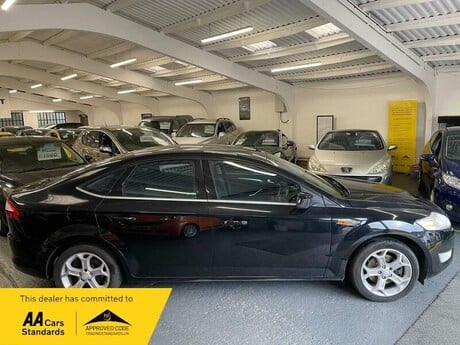 Ford Mondeo 2.0 Titanium Euro 5 5dr 2