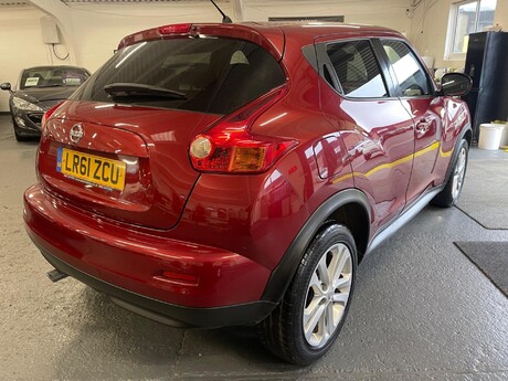 Nissan Juke 1.6 Acenta Premium Euro 5 5dr 8