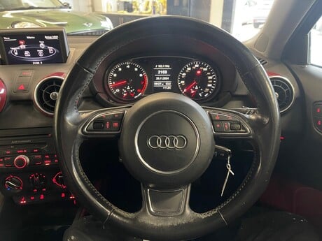 Audi A1 1.4 TFSI Sport Euro 5 (s/s) 3dr 30