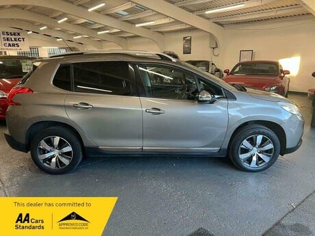 Peugeot 2008 1.6 e-HDi Allure Euro 5 (s/s) 5dr 8