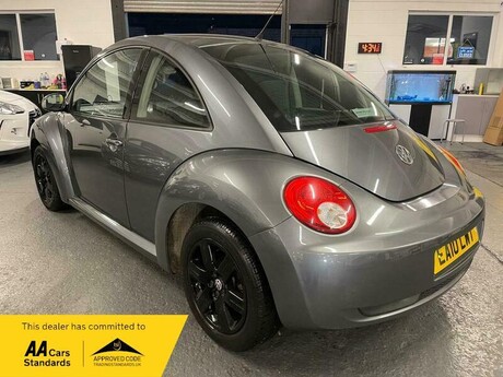 Volkswagen Beetle 1.6 Euro 4 3dr 4