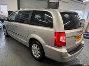 Chrysler Grand Voyager 2.8 CRD Limited Auto Euro 4 5dr 4