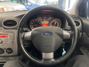 Ford Focus 1.6 Zetec S 5dr 24