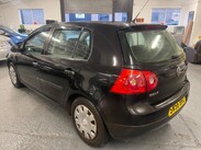 Volkswagen Golf 1.6 FSI S 5dr 4