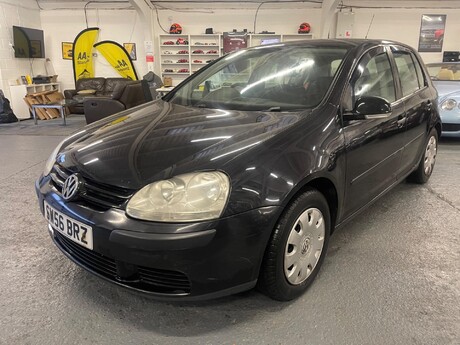 Volkswagen Golf 1.6 FSI S 5dr 3