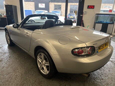 Mazda MX-5 2.0i (Option Pack) Roadster Euro 4 2dr 7