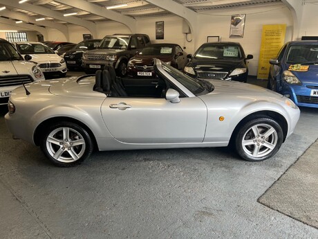 Mazda MX-5 2.0i (Option Pack) Roadster Euro 4 2dr 13