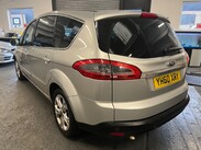 Ford S-Max 2.0 TDCi Titanium Euro 5 5dr 4